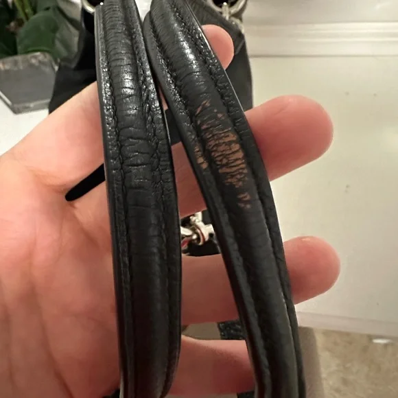 Coach Black Leather Shoulder Bag with Pebbled Texture - Picture 6 of 14